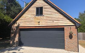 Oakworth Lodge - New Self Contained Studio